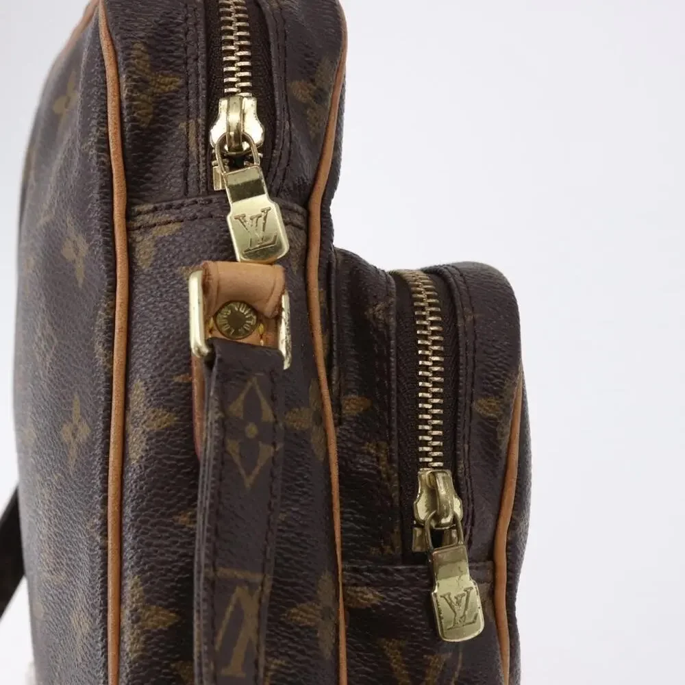 Louis Vuitton height width
